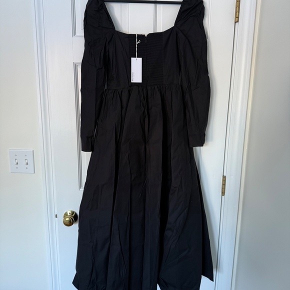 Reformation Elly Dress - NEVER WORN! - Picture 6 of 6